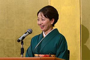 所感を発表する受賞者